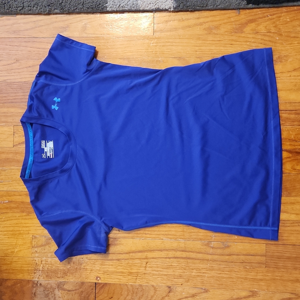 Women's heatgear Under Armour tee